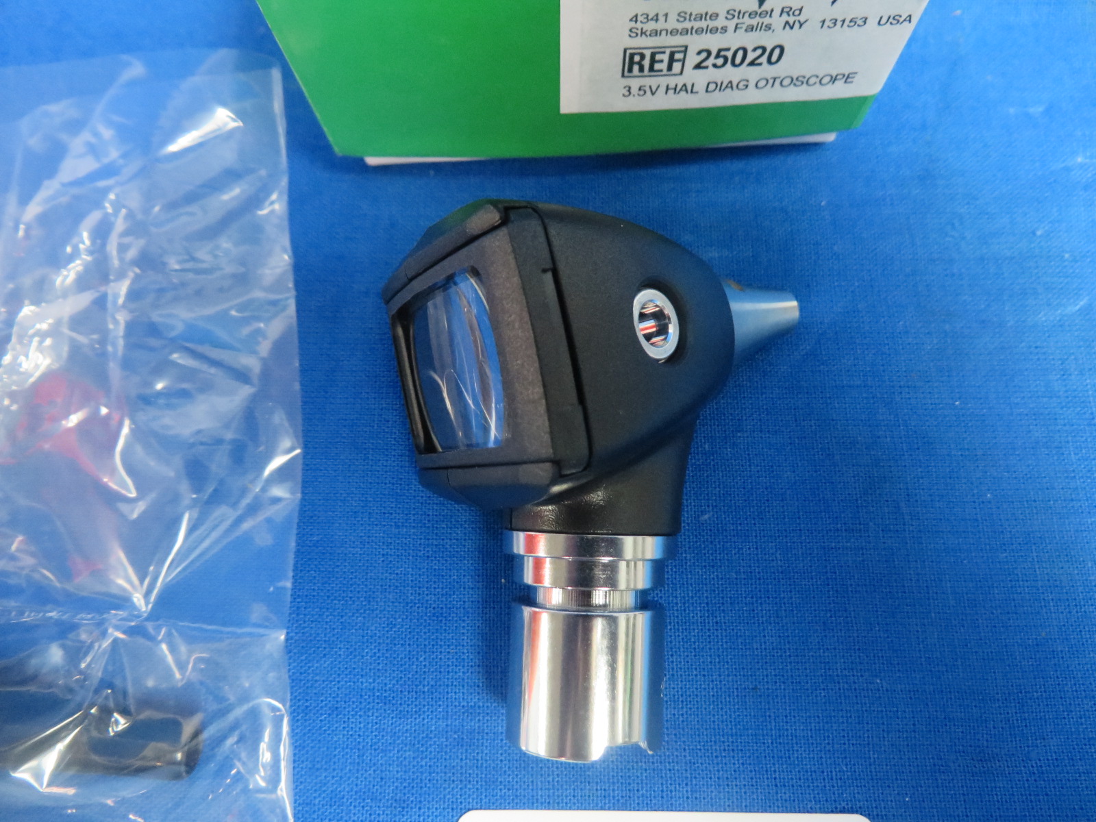 Welch Allyn 25020 Hal Diag Otoscope 3.5V, In Box with Manual, 90 Day