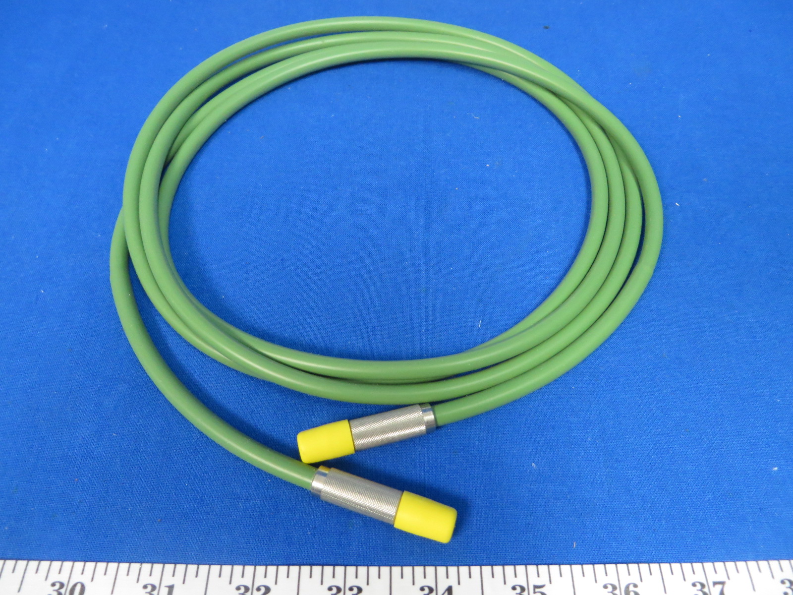 Stryker 2333 Fiber optic Light Cable with Protective Caps, 90 Day Warranty