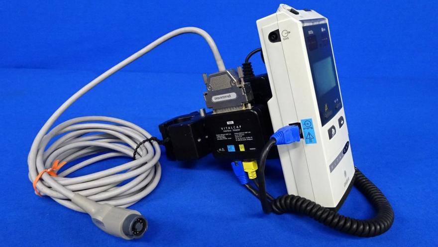 Oridion VitalCap CO2 Microstream Monitor with Interface Adaptor Open Interface Cable with Poll Clamp and New Capnoline e