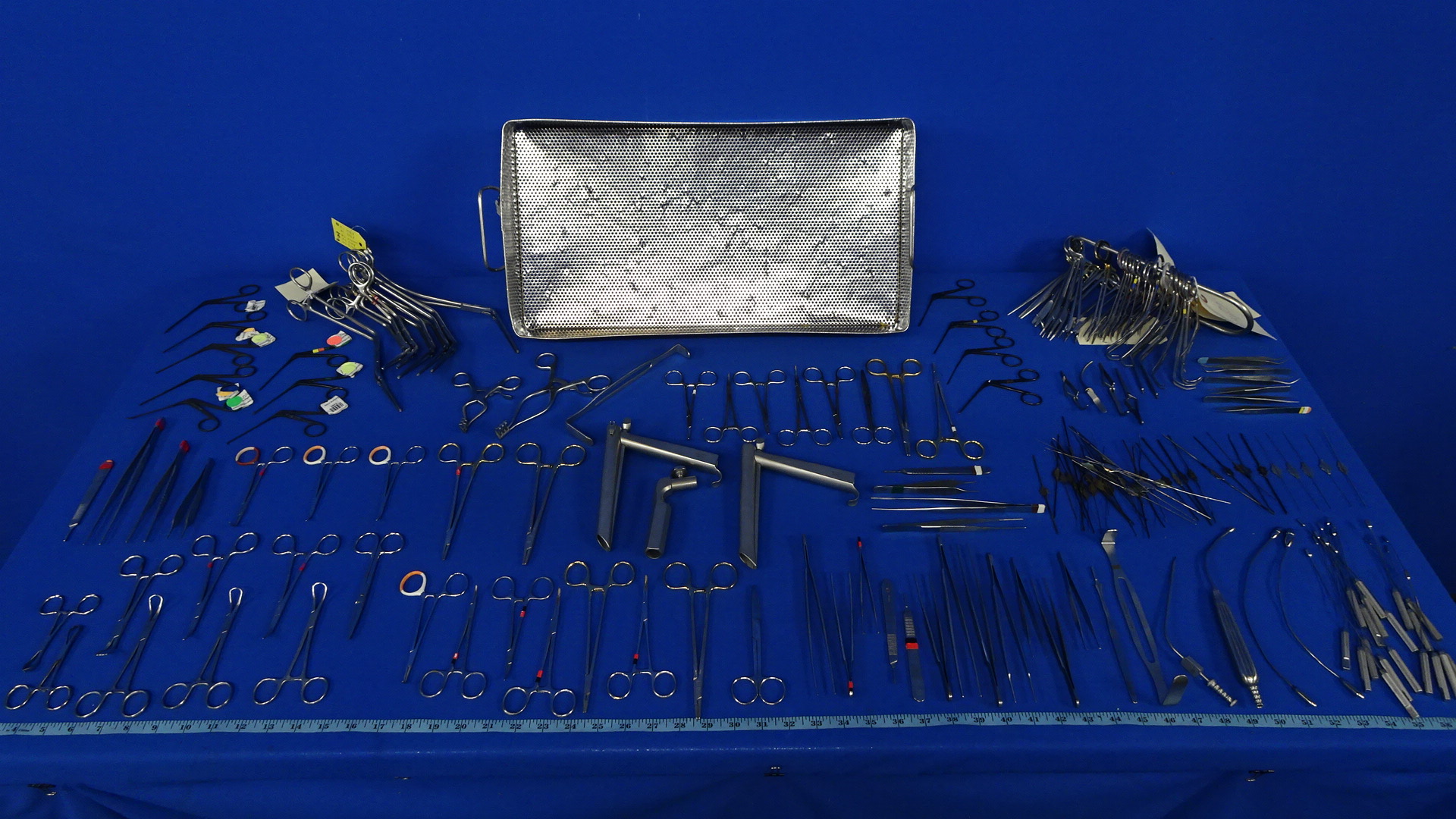 Mueller Aesculap Codman Minor Vascular Set with Included, 90 Day Warranty