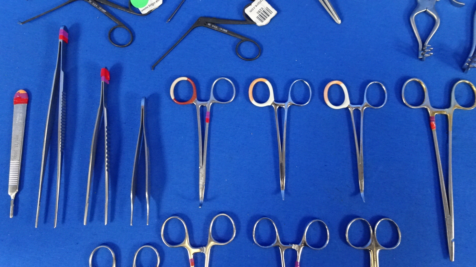 Mueller Aesculap Codman Minor Vascular Set with Included, 90 Day Warranty