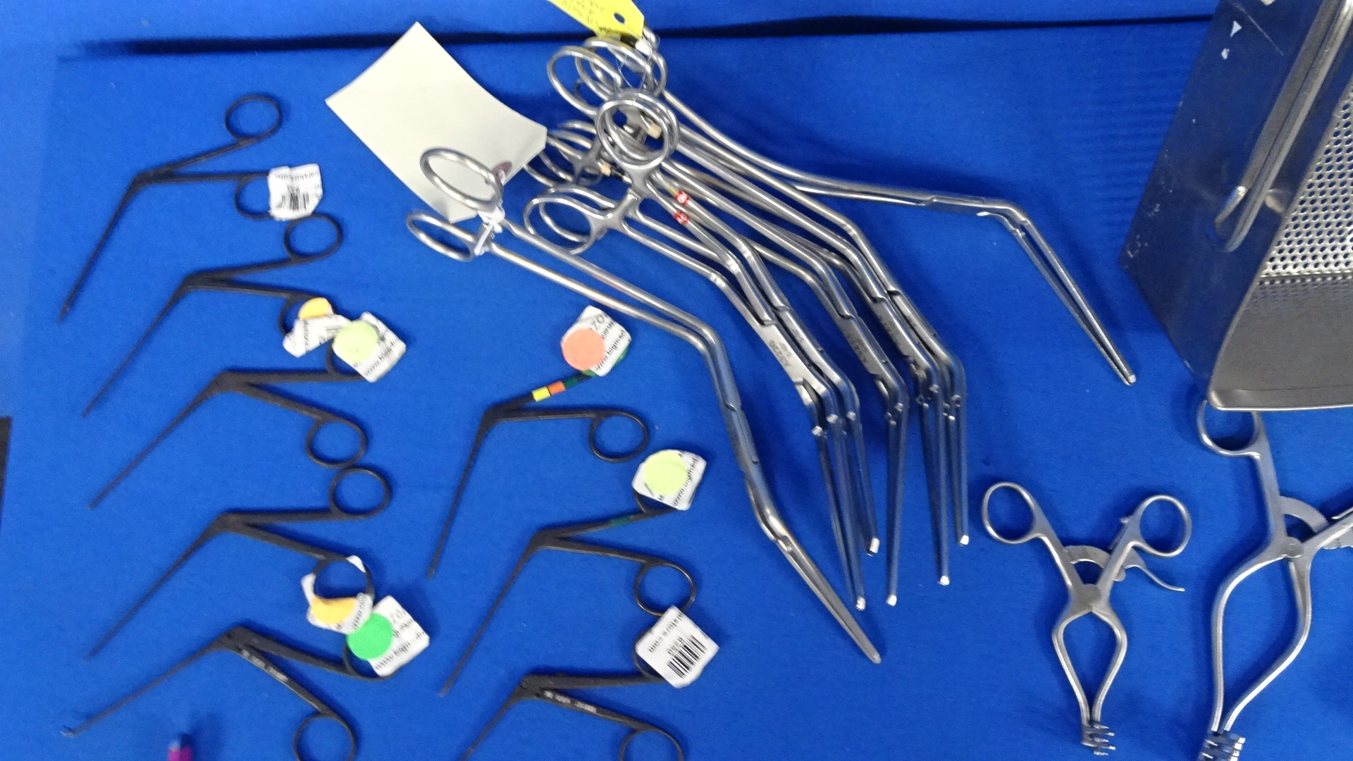 Mueller Aesculap Codman Minor Vascular Set with Included, 90 Day Warranty