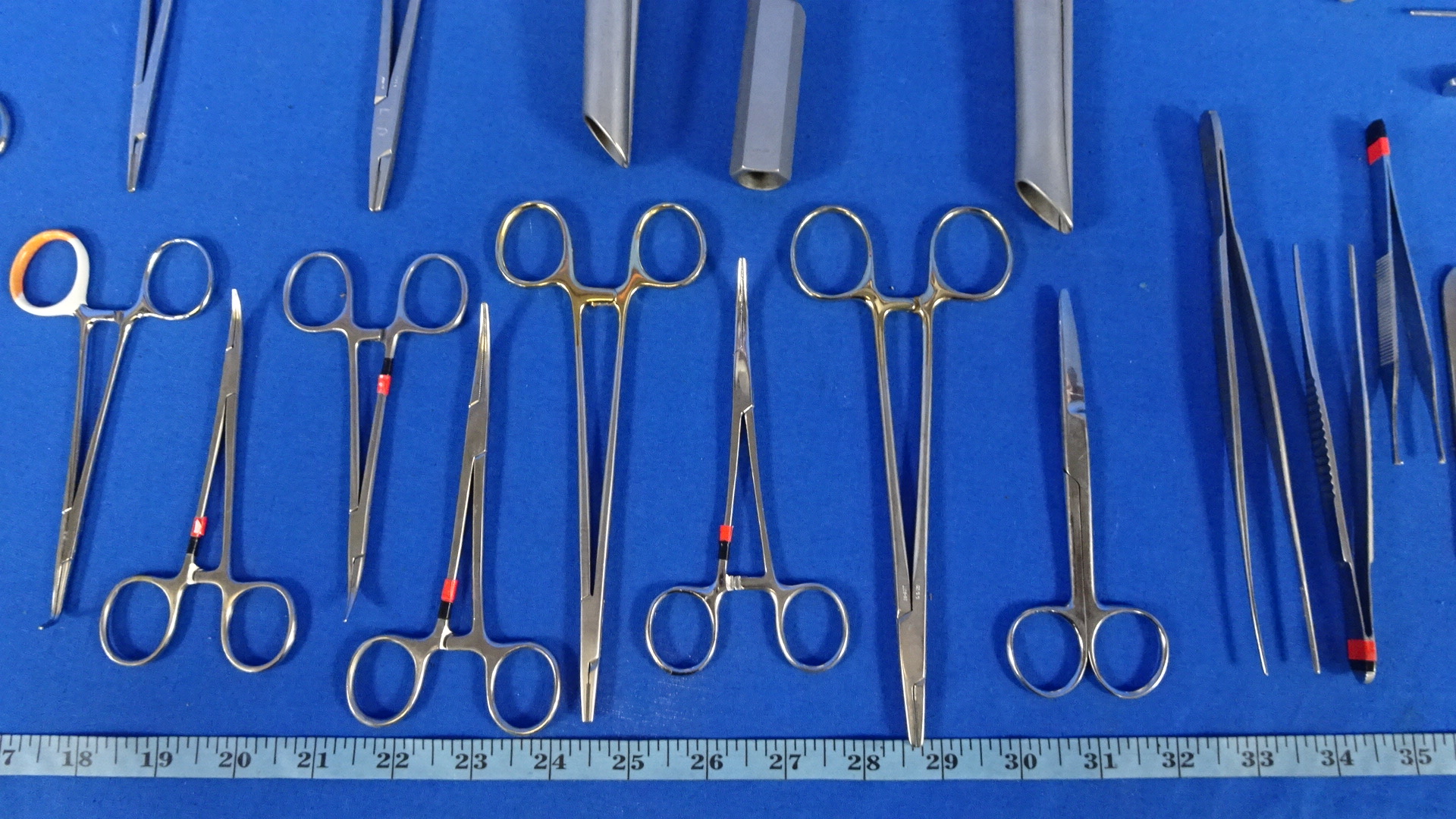 Mueller Aesculap Codman Minor Vascular Set with Included, 90 Day Warranty