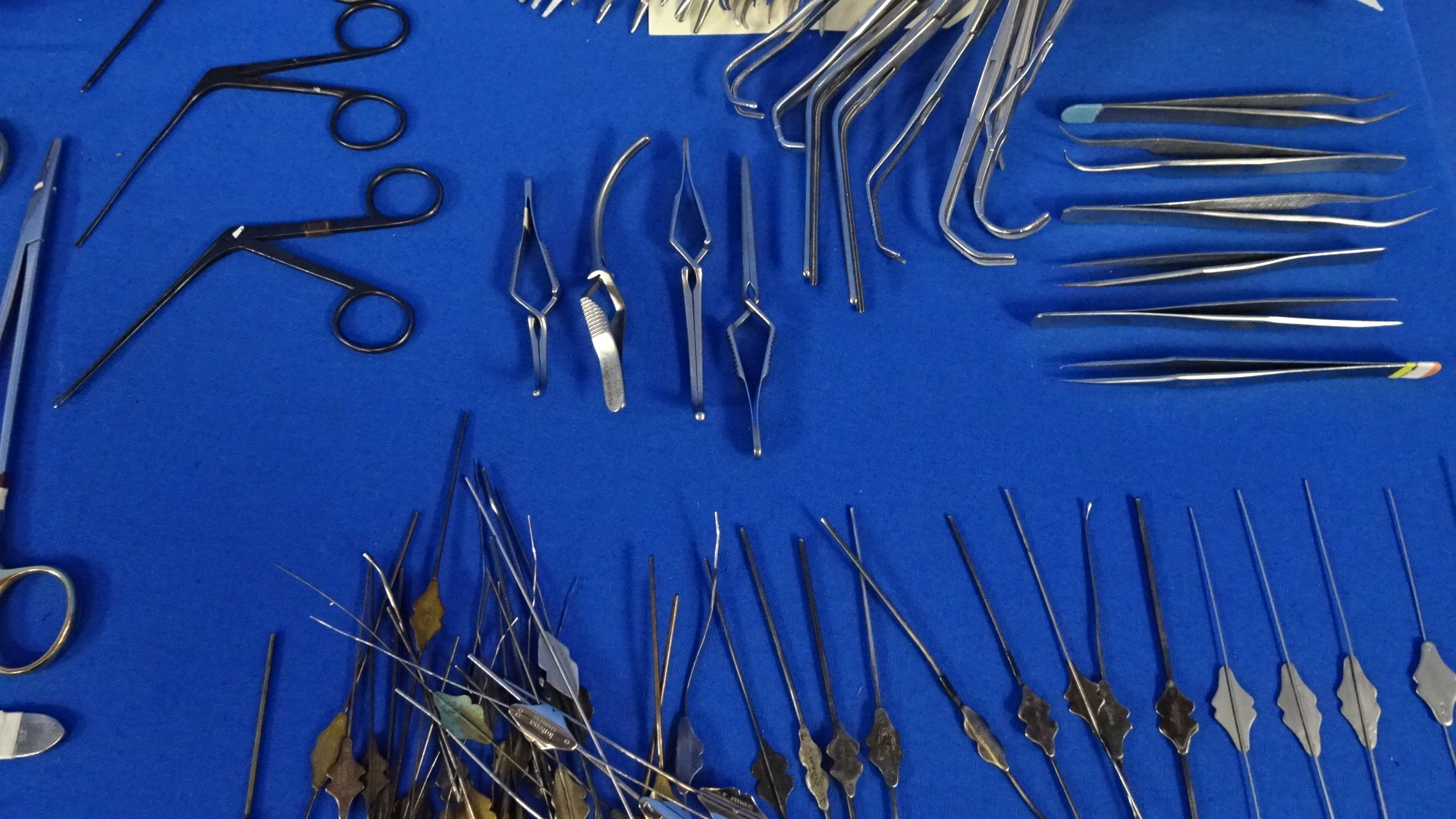 Mueller Aesculap Codman Minor Vascular Set with Included, 90 Day Warranty